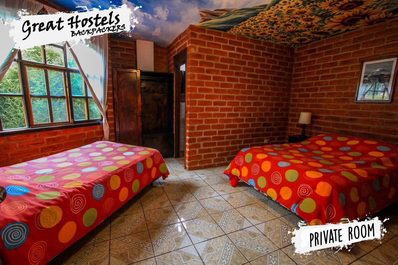 Great Hostels Backpackers Баньйос Екстер'єр фото
